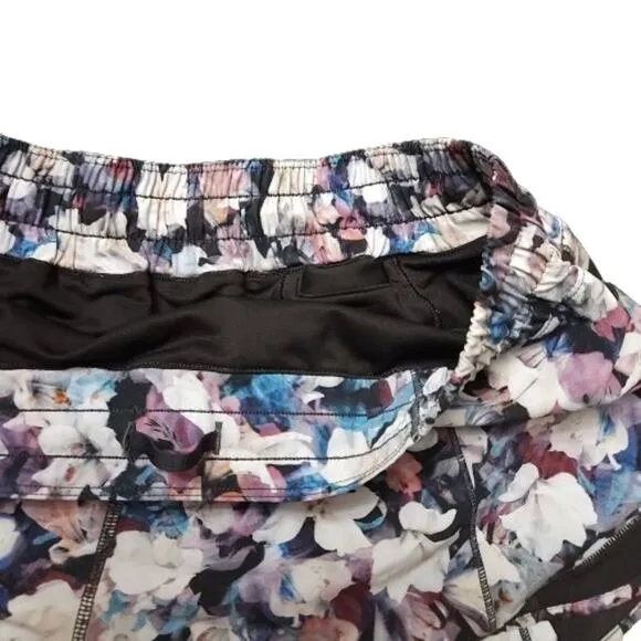 lululemon athletica Hotty Hot Short II *2.5&quot;