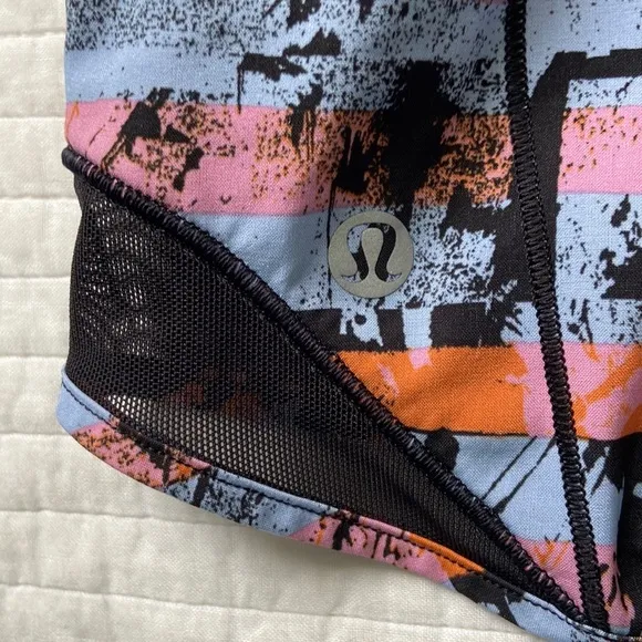 Lululemon Hotty Hot Short II Long 4” Inversion Multi Black 4