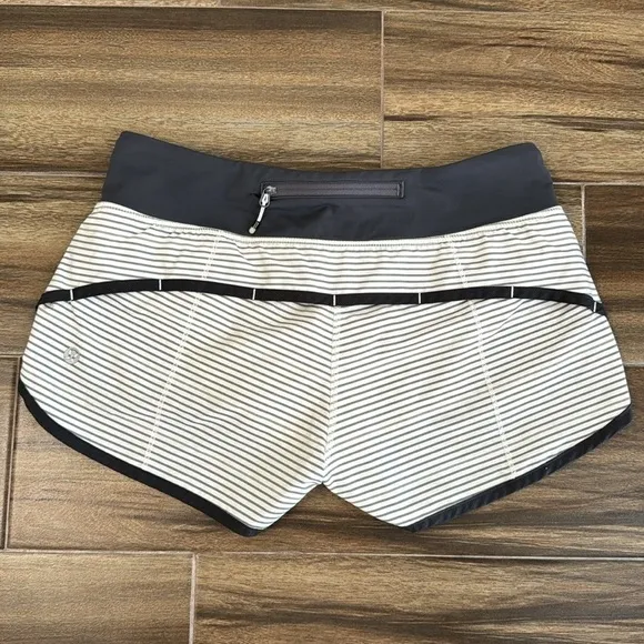 Lululemon Run: Speed Short in Hyper Stripe Reflective Angel Wing/Soot Light, 6*