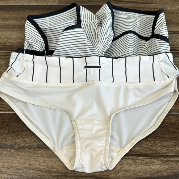 Lululemon Run: Speed Short in Hyper Stripe Reflective Angel Wing/Soot Light, 6*
