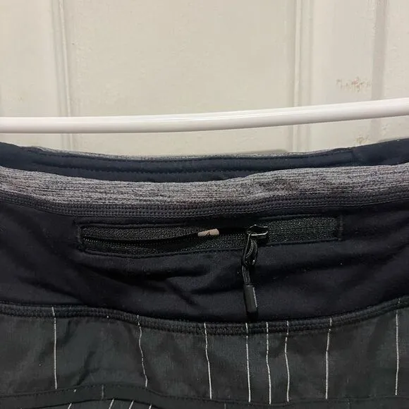Lululemon women's size 4 speed up shorts black and white white stripped 4&quot;