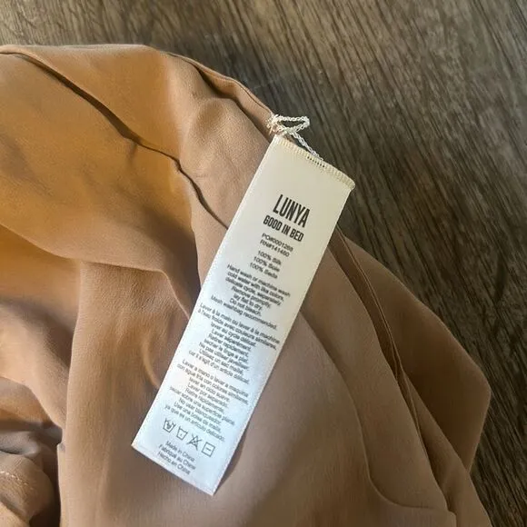 Lunya Good in Bed Womens Silk Pajama Shorts Elastic Waist Tan Cream Small NWOT