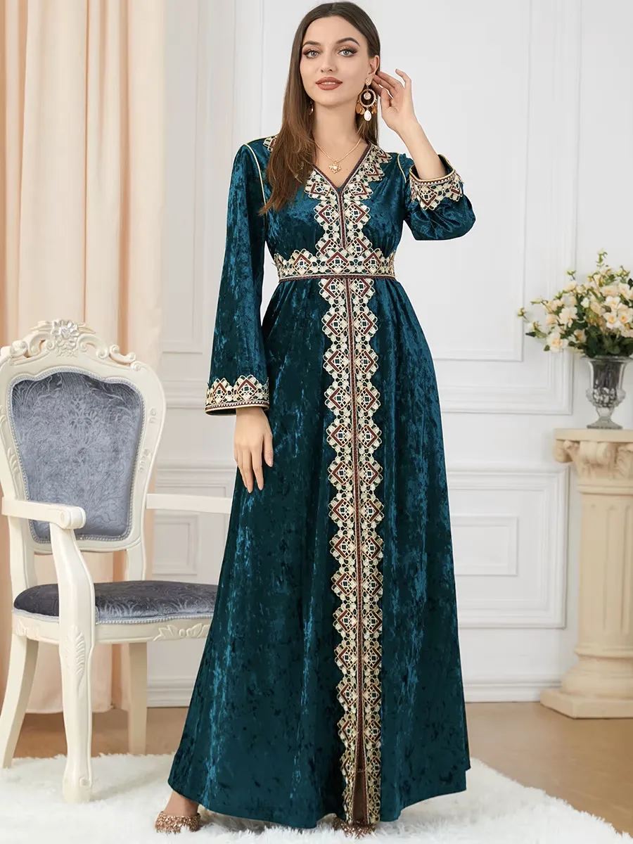 Luxury Green Velvet Floral Weaving Moroccan Kaftan