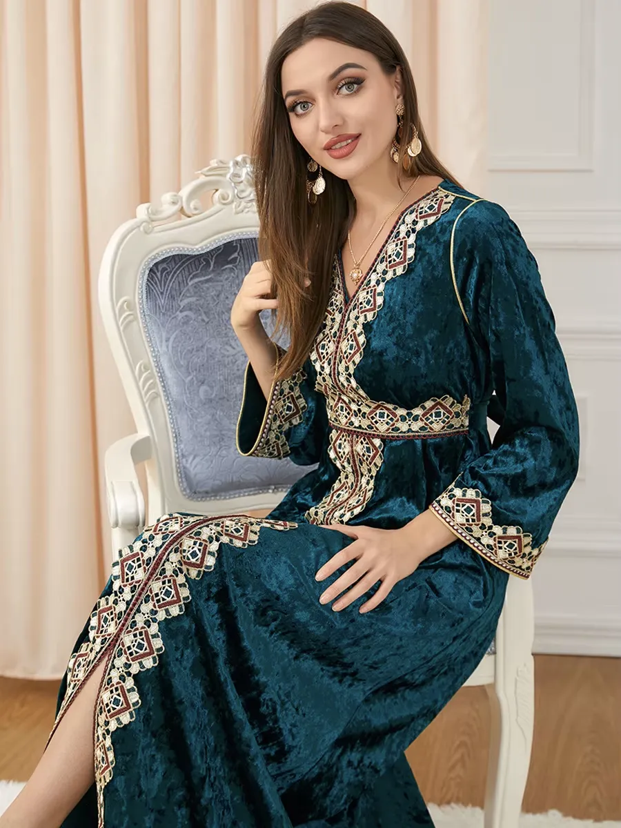 Luxury Green Velvet Floral Weaving Moroccan Kaftan