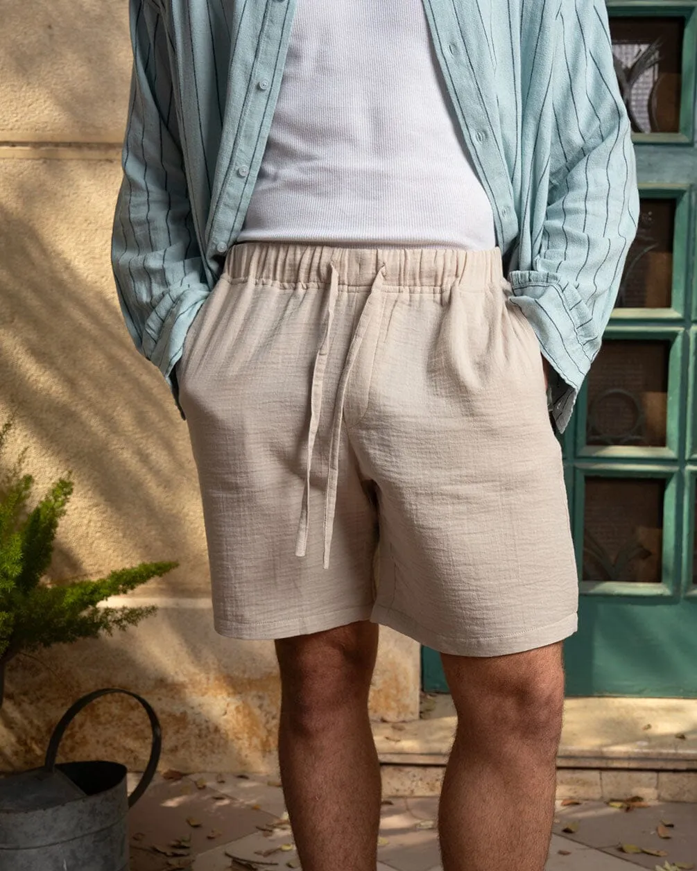 Male Beige Crinkled Shorts