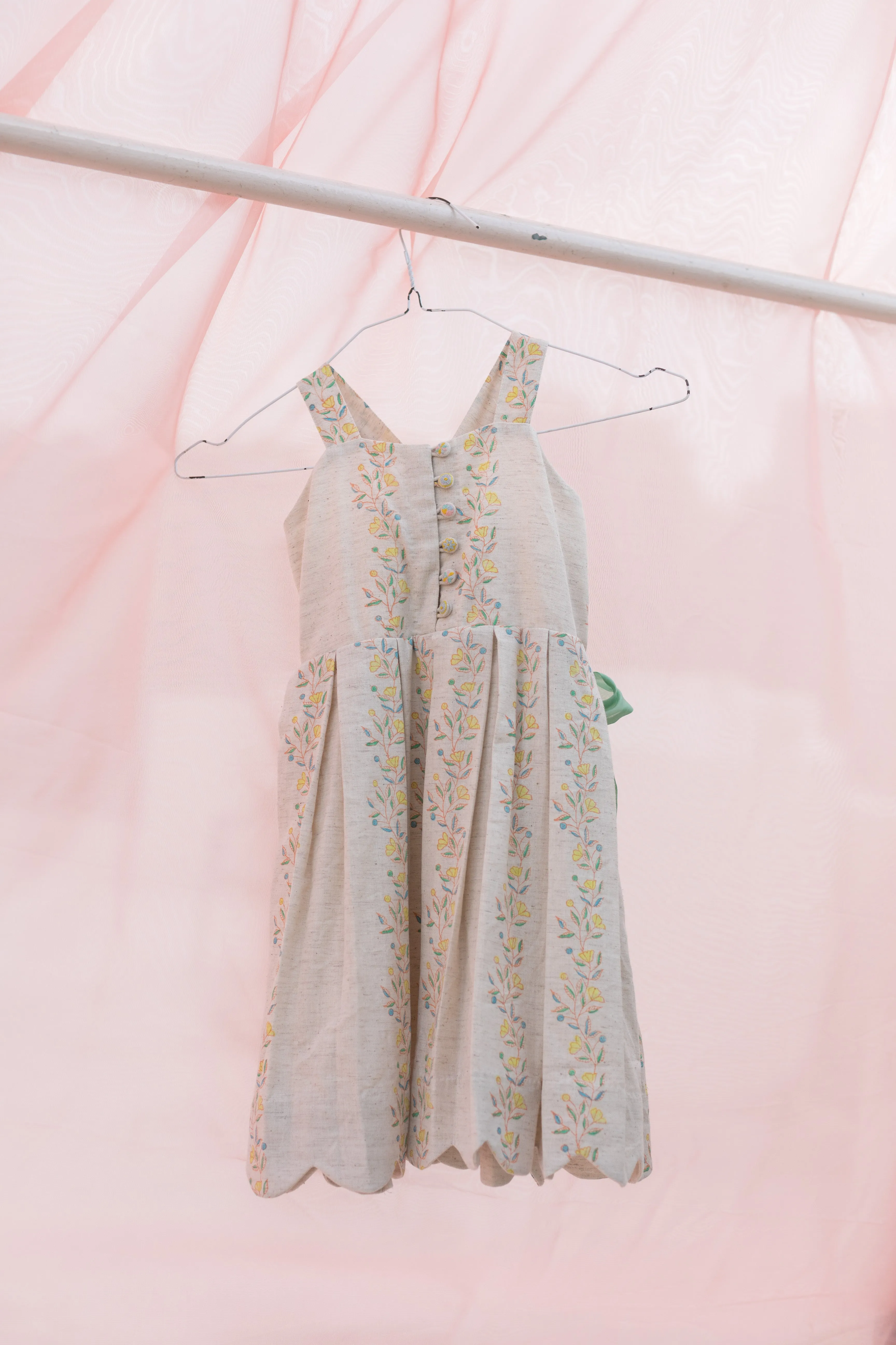 Mini daisy dress