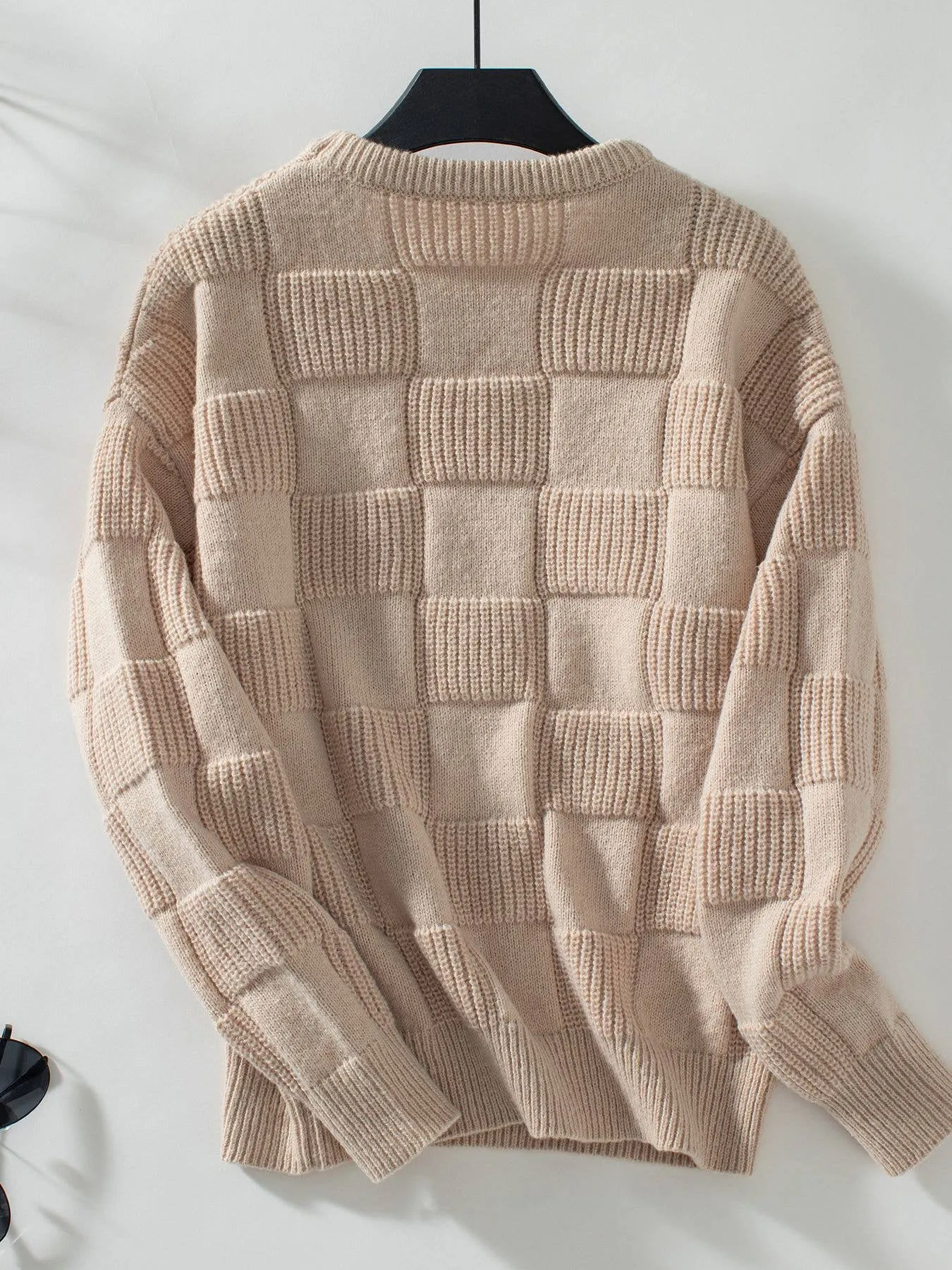 Minimalist Checked Crewneck Sweater: Apricot