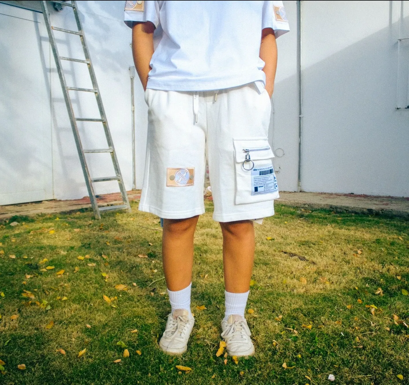 Mod Wave Movement Basic Sweatshorts- White