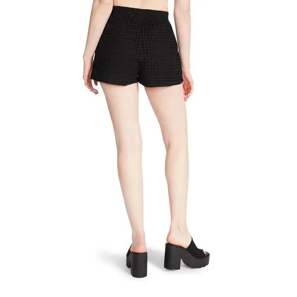 NEW STEVE MADDEN glennon eyelet short in black