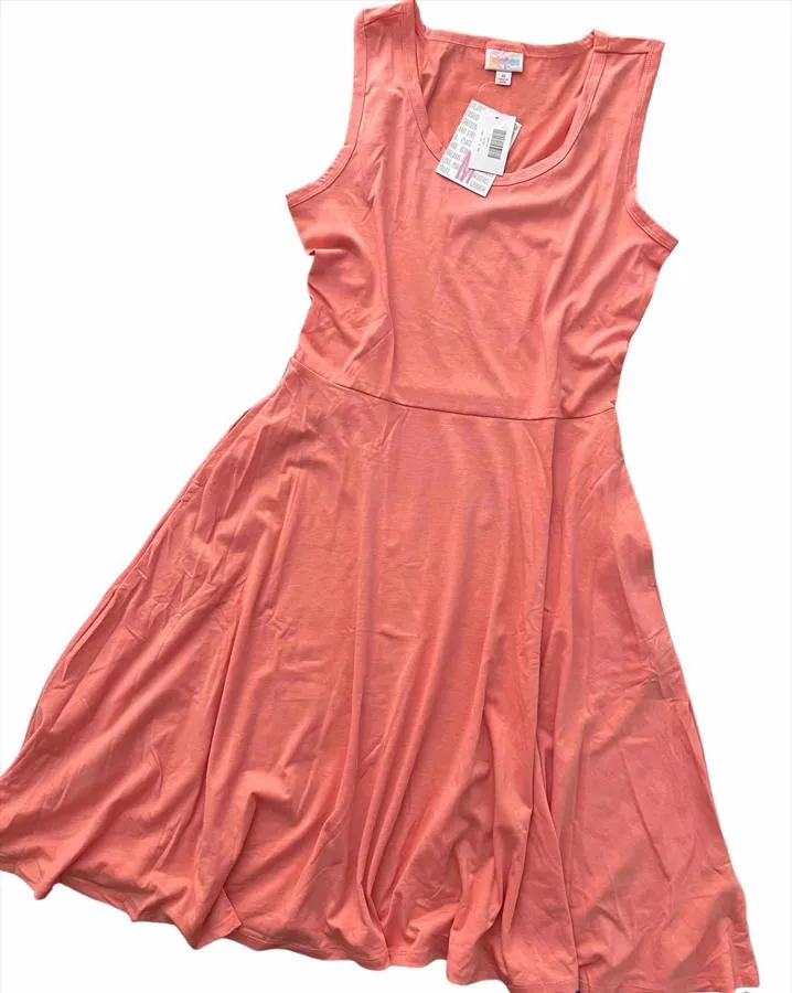 Nicki - Pale Salmon
