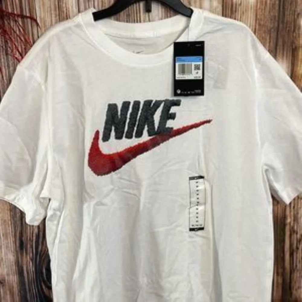 Nike Men's Sportswear Logo T-Shirt, White - Medium