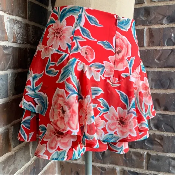 NWOT Show Me Your Mumu Skort Limited Edition Ferris Flutter Red Floral - M