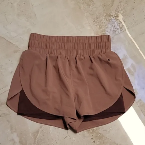 NWT Balance Athletica /Vitality size Medium. Shorts. Color Sahara