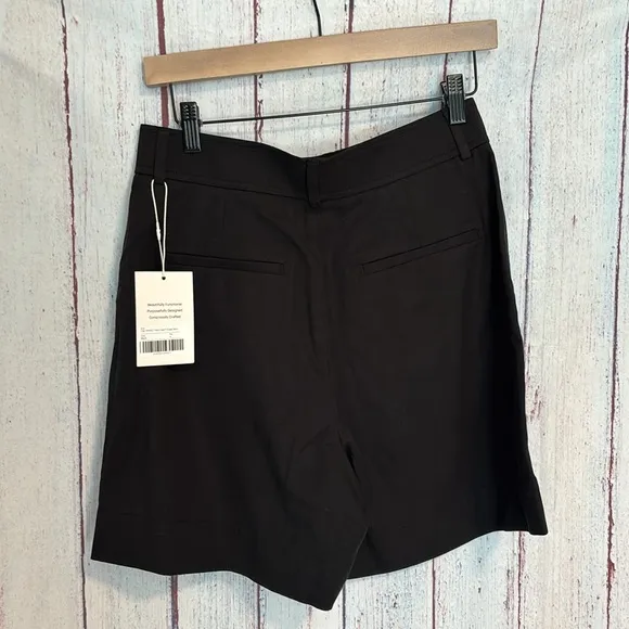 NWT Everlane The Draper Short in Buttersmooth
