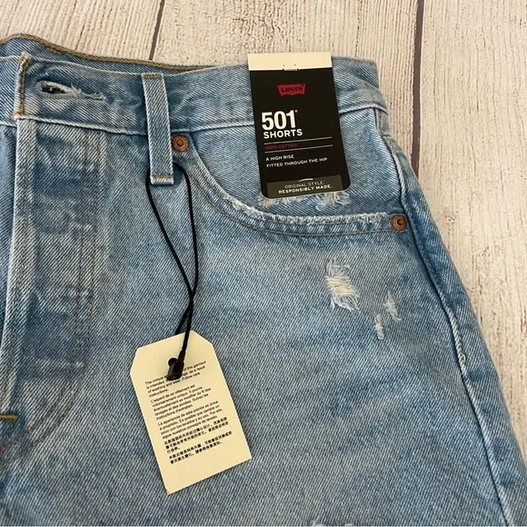 NWT LEVI'S Women’s Premium 501 Distressed High Rise Denim Cut Off Shorts Size 29