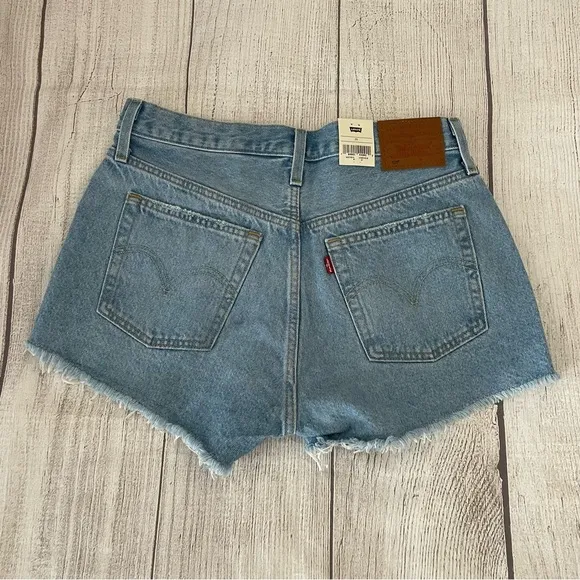 NWT LEVI'S Women’s Premium 501 Distressed High Rise Denim Cut Off Shorts Size 29