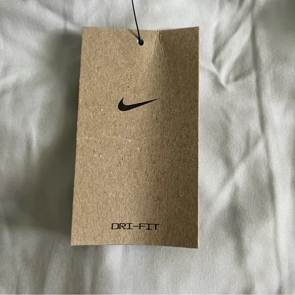 NWT Nike Club Dri-Fit Pleated Standard Fit Golf Print Skort