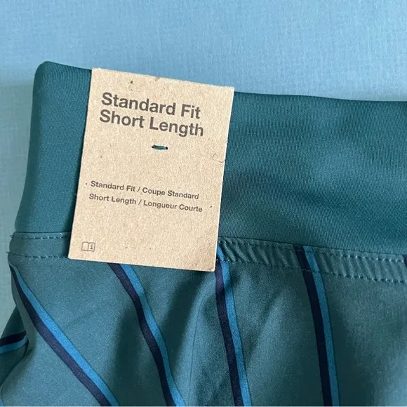 NWT Nike Club Dri-Fit Pleated Standard Fit Green Stripe Golf Skort