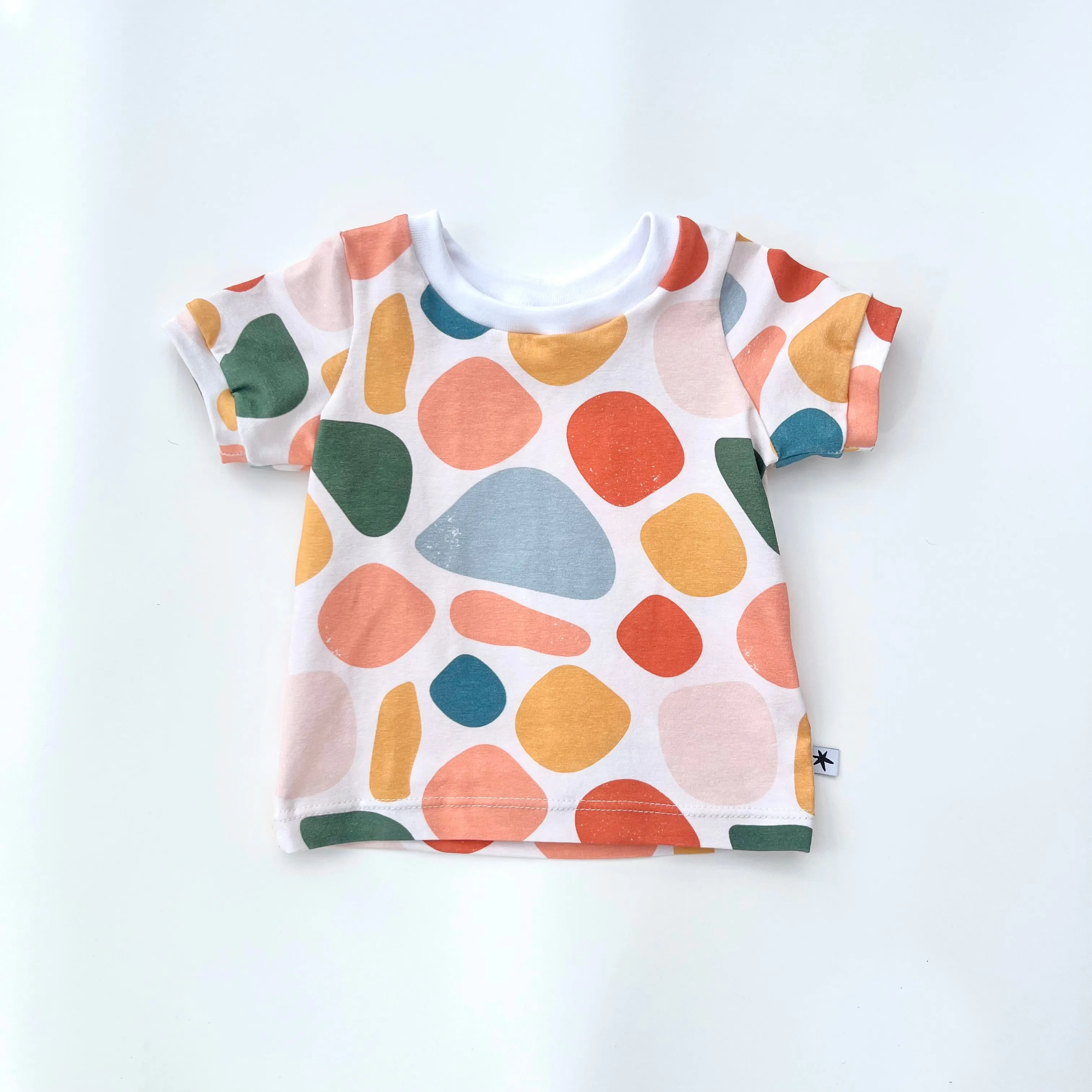 Pebbles T-shirt - Long or Short Sleeve
