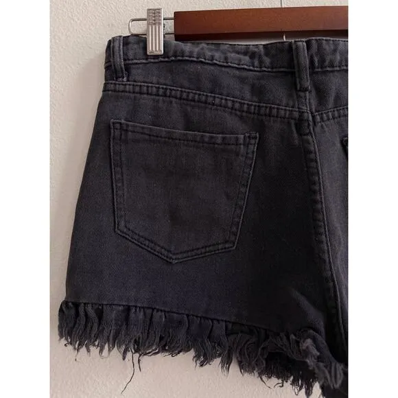POL Black Distressed Raw Hem Denim Jean Shorts size Medium