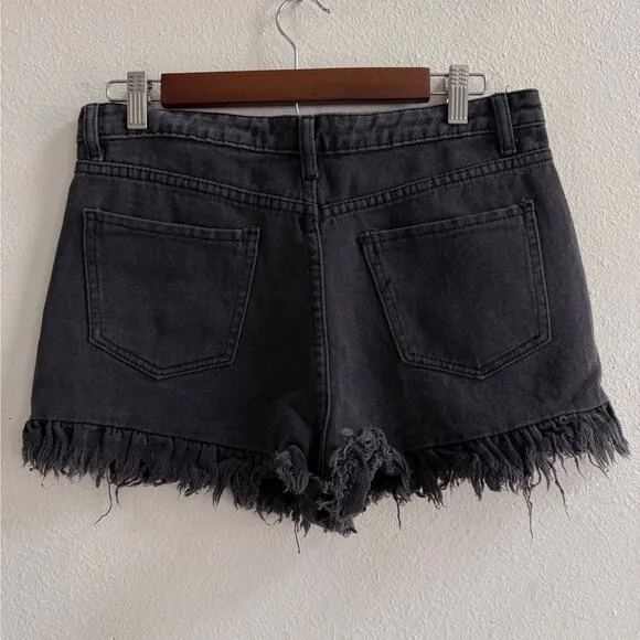 POL Black Distressed Raw Hem Denim Jean Shorts size Medium