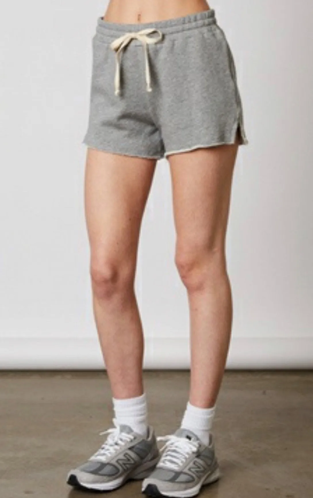 Raw Hem Notched Gym Shorts