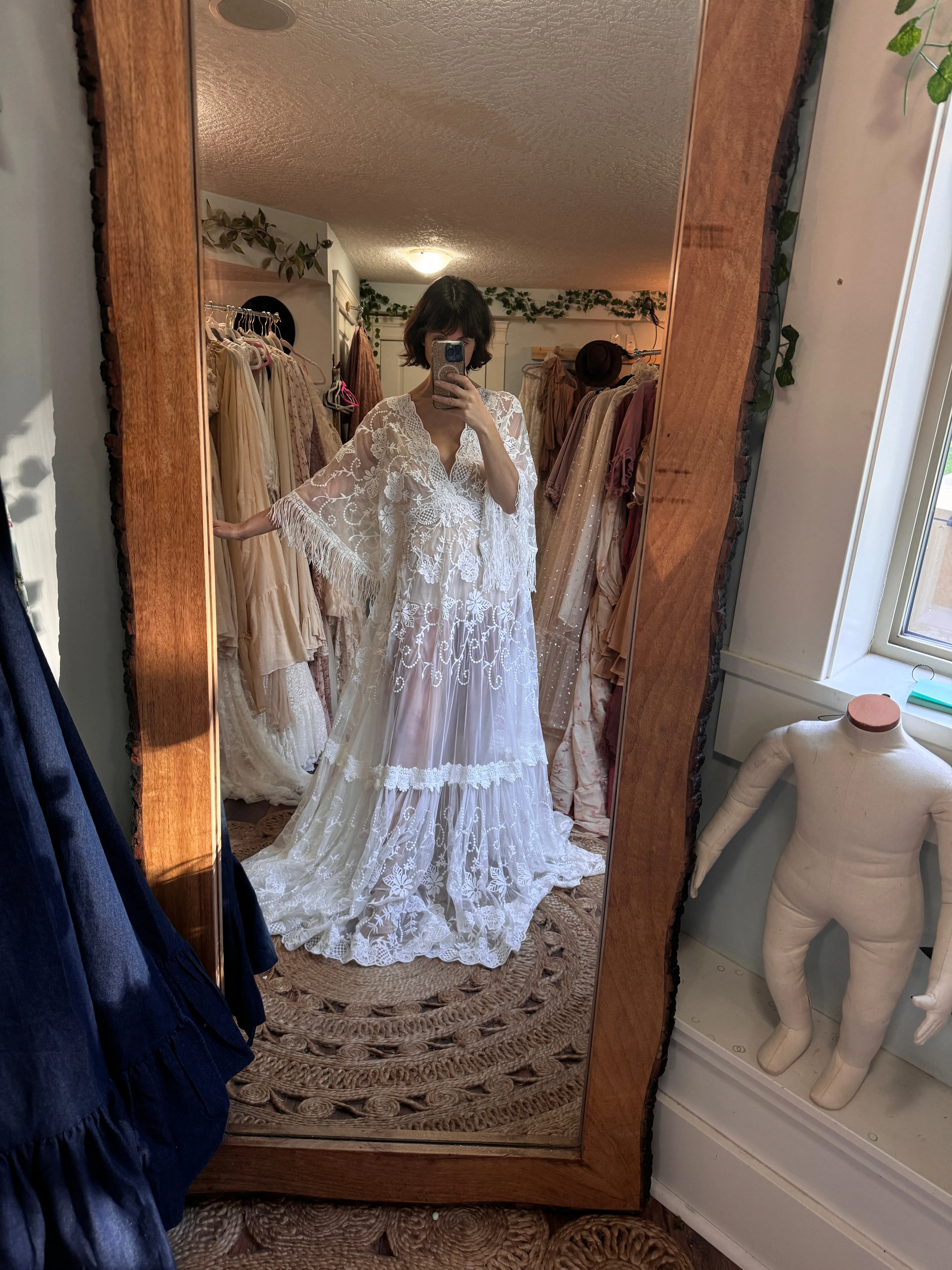 Ready to ship custom lace gown maternity friendly reclamation black Friday sale