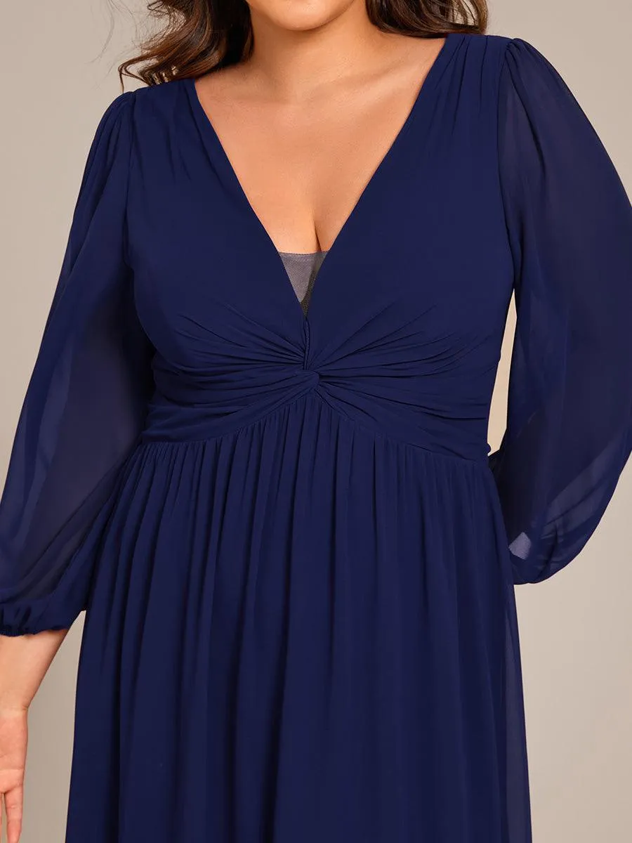 Robe de soirée élégante en mousseline de soie à manches longues et plissée