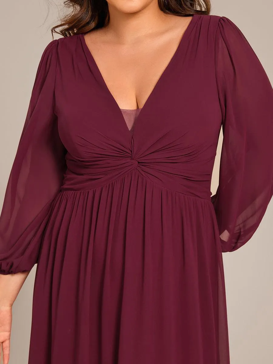 Robe de soirée élégante en mousseline de soie à manches longues et plissée