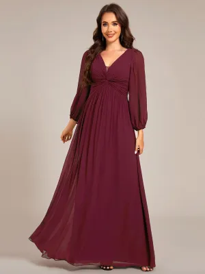 Robe de soirée élégante en mousseline de soie à manches longues et plissée