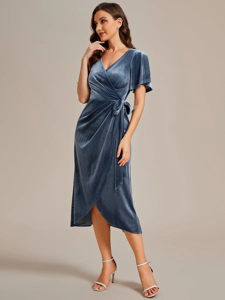 Robe d'invité de mariage mi-longue en velours type une pièce manches courtes col en V
