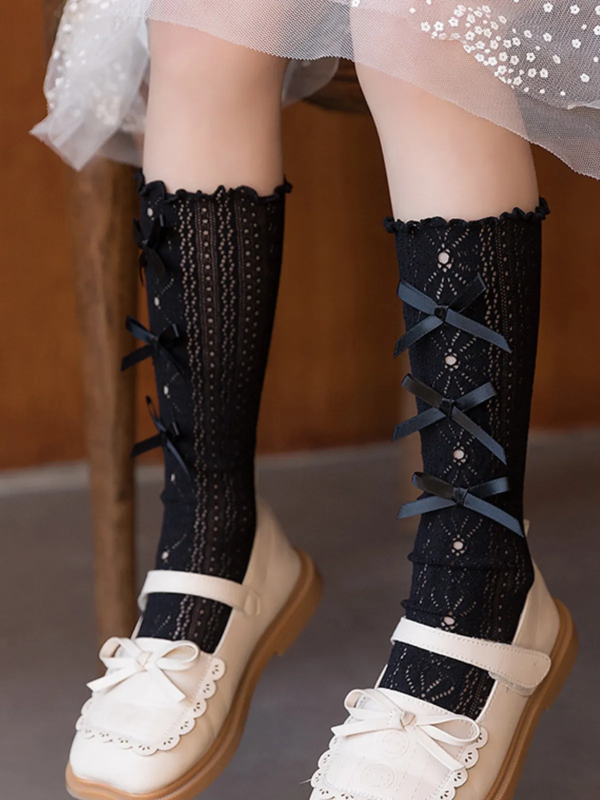 She's So Charming Lettuce Edge Knee-High Socks
