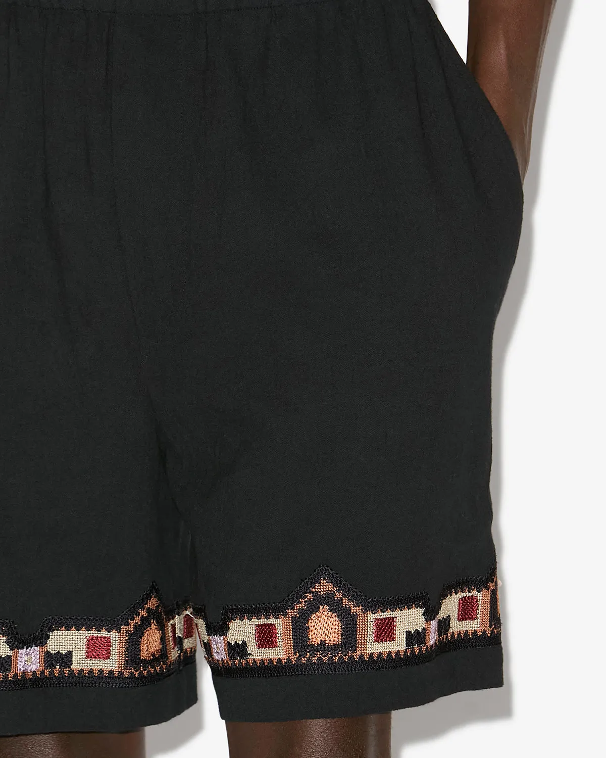 SHORT ZILAN