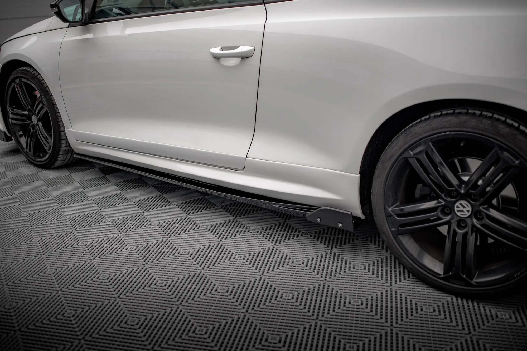 Side Skirts Diffusers V.2   Flaps Volkswagen Scirocco R Mk3