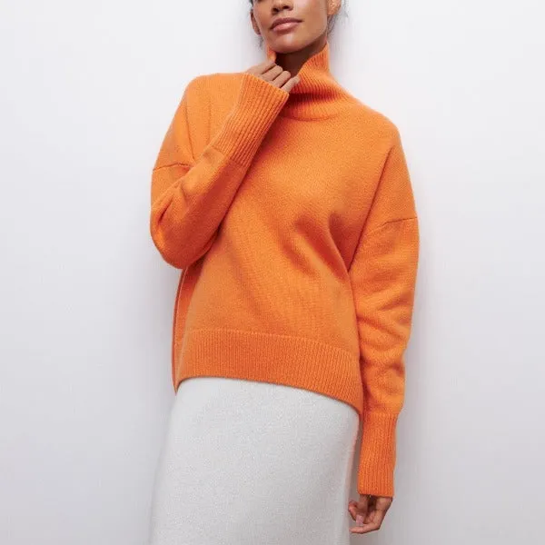 SILOU | WOMEN’S TURTLENECK SWEATER
