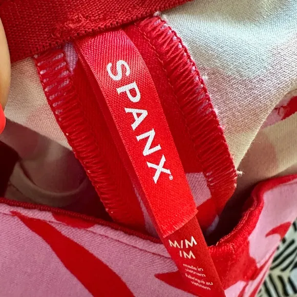 SPANX Polished On the Print 4&quot; Shorts True Red Zebra Stripe Size Medium