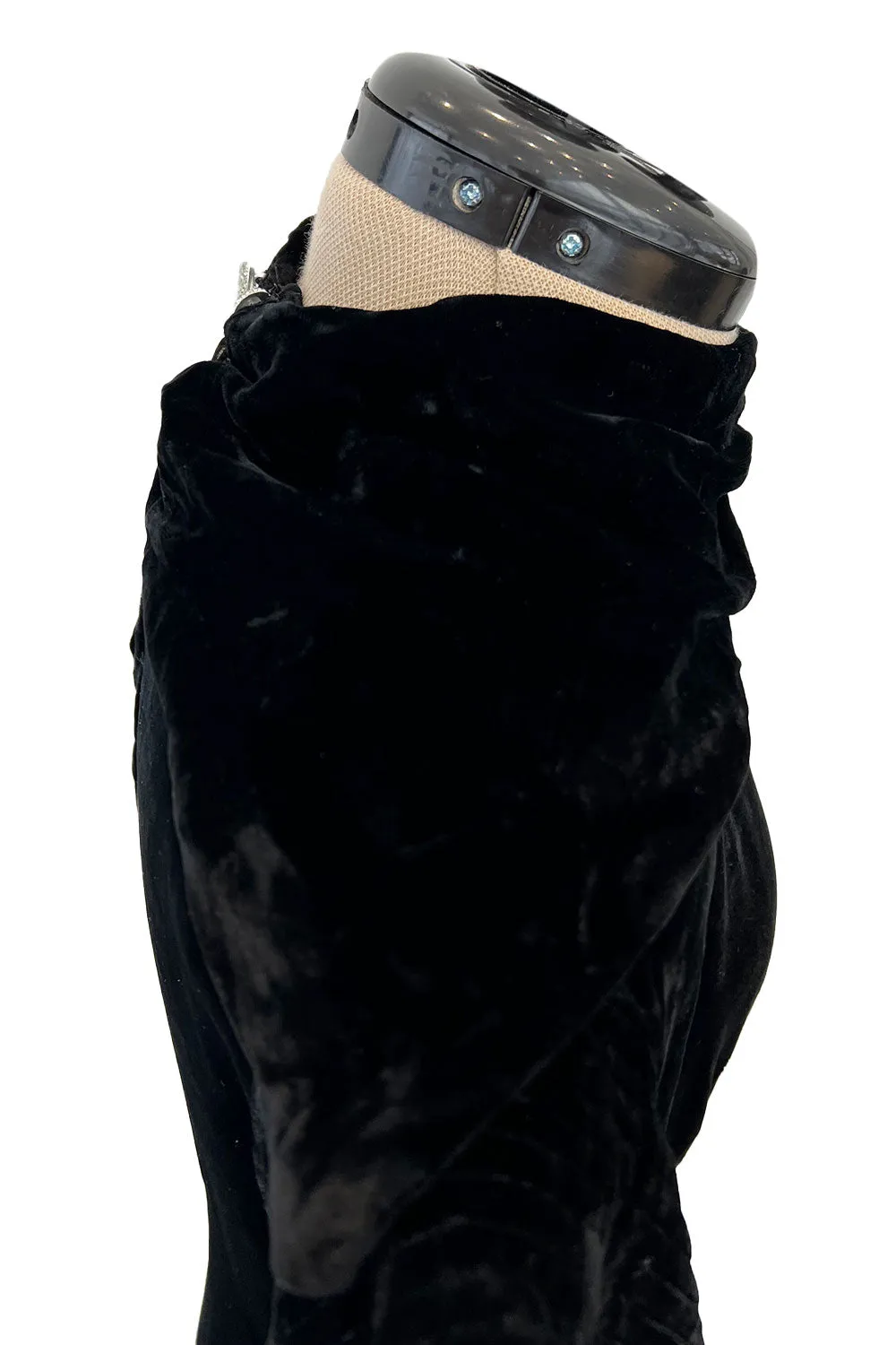 Stunning 1930s Black Silk Velvet Bias Cut Dress w Top Stitched Sleeves & Silver Glitter Buttons