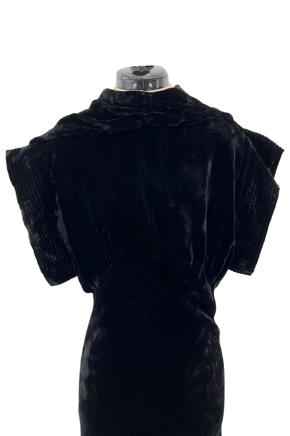 Stunning 1930s Black Silk Velvet Bias Cut Dress w Top Stitched Sleeves & Silver Glitter Buttons