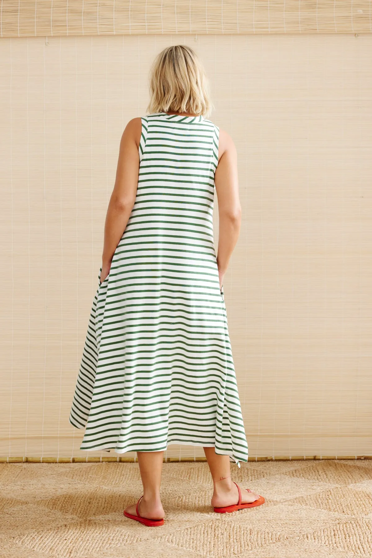 SWAHILI. Green & White. LAST ONE! SIZE 18 ONLY!