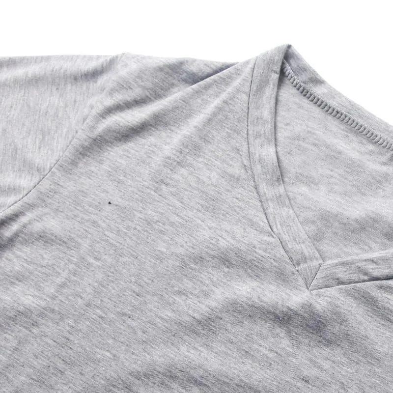 T-shirt à encolure en V en coton vintage