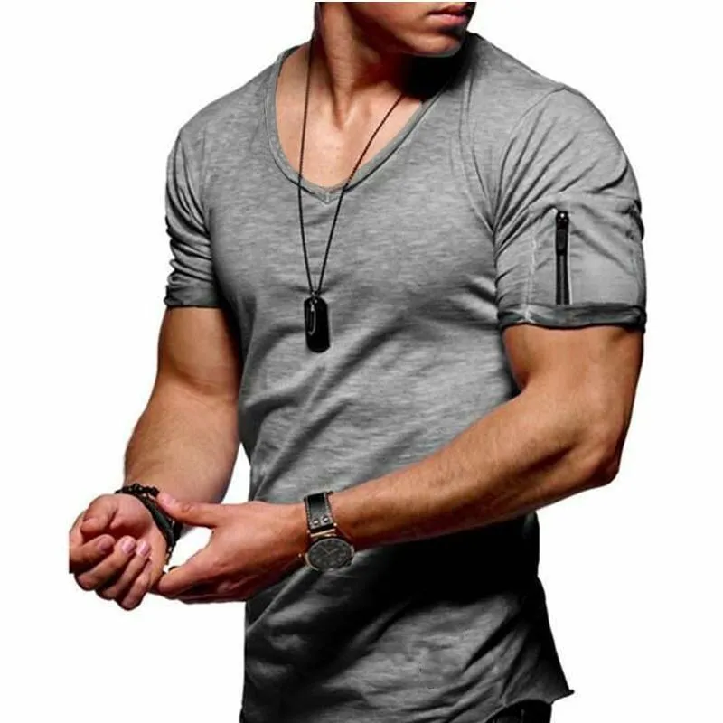 T-shirt à encolure en V en coton vintage