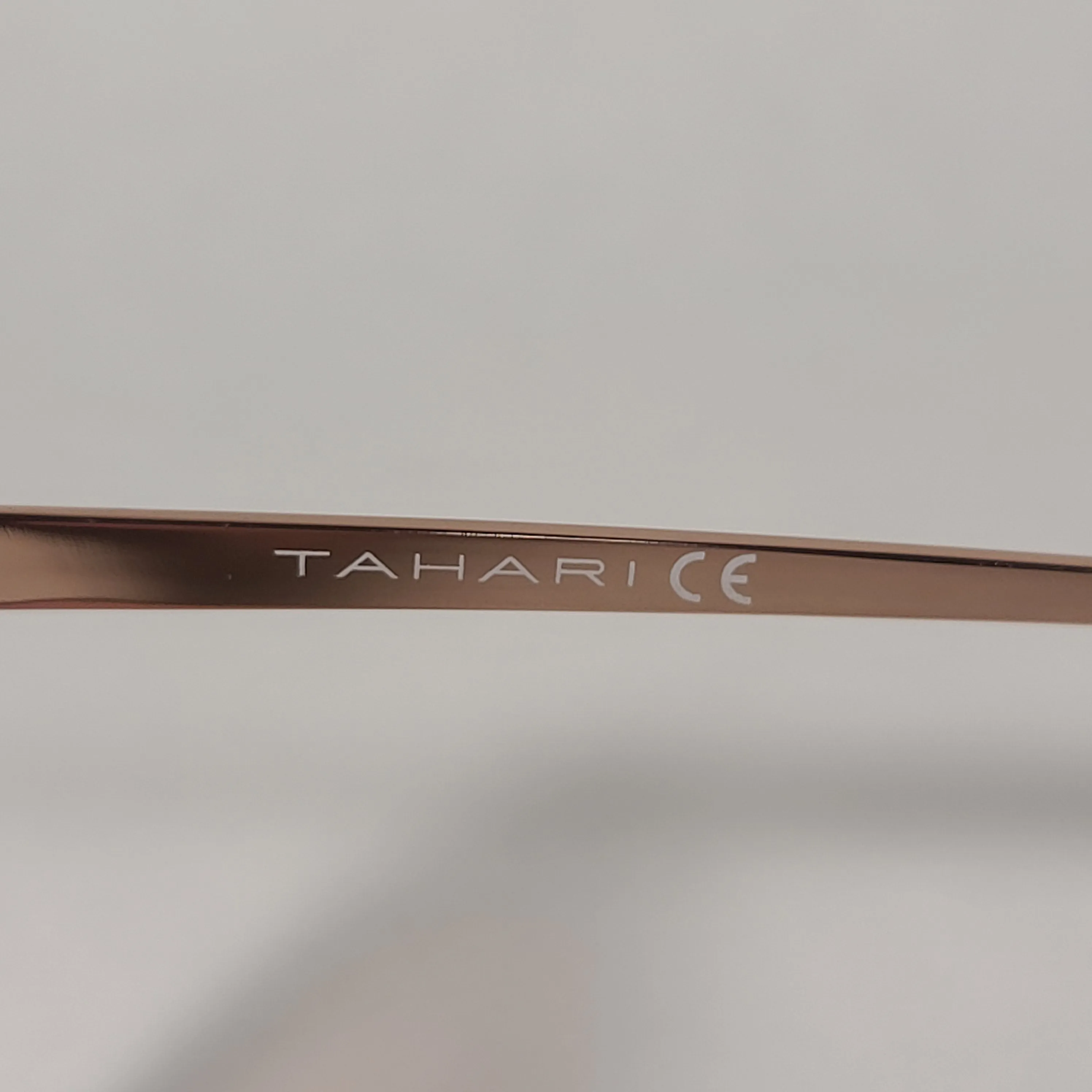 Tahari Oversize Cat Eye Sunglasses Black Gold Frame Pink Brown Gradient Lens TH781 OX