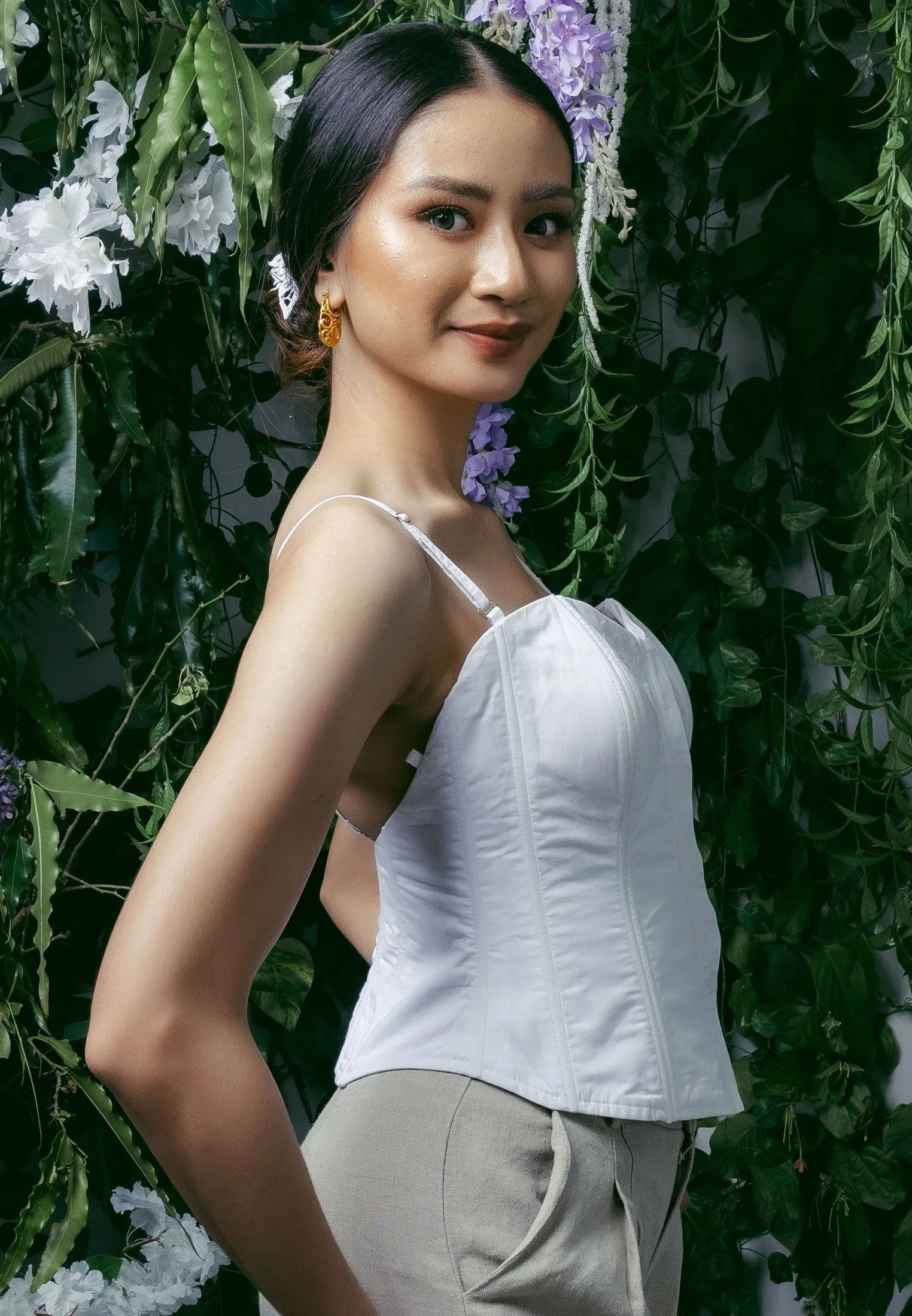 Thapa Bustier
