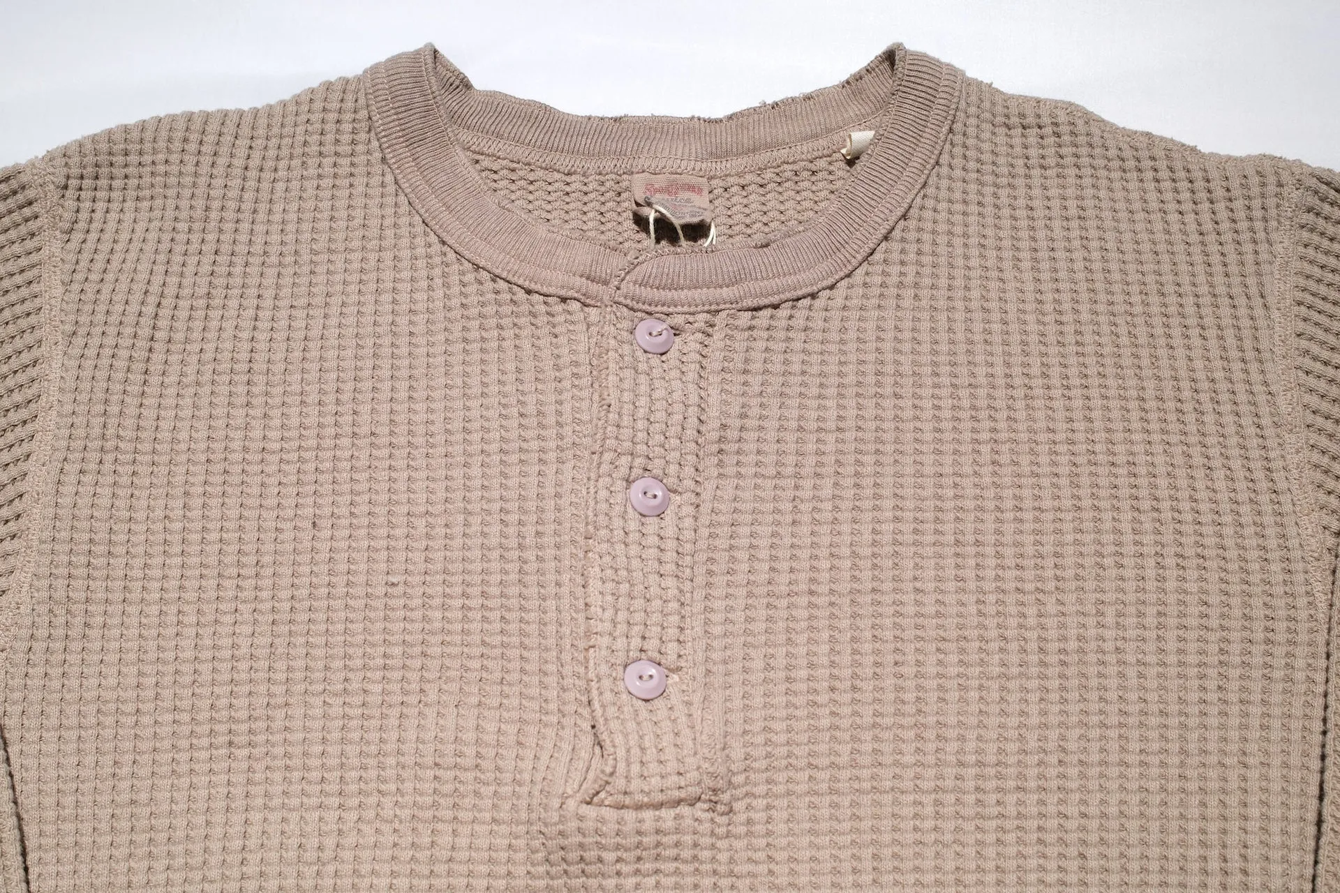 UES Ultra Heavyweight "Big Waffle" L/S Henley Thermal (Sand Beige)