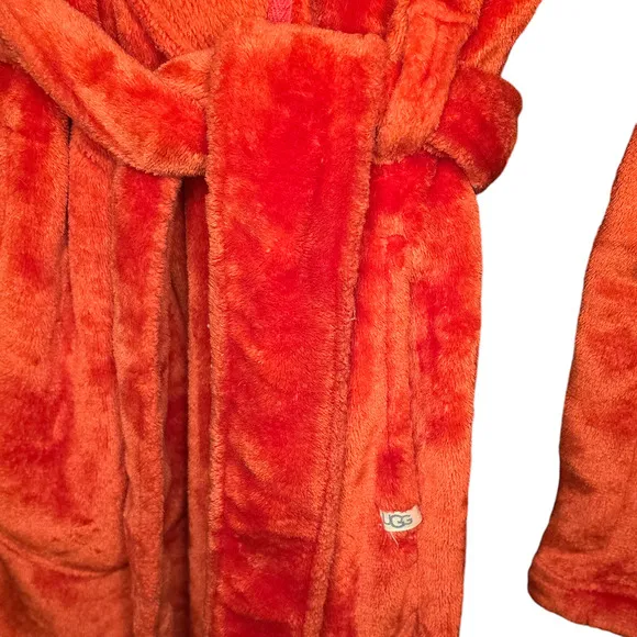 UGG Christmas Ribbon Red Miranda plush hooded robe with belt tie size M