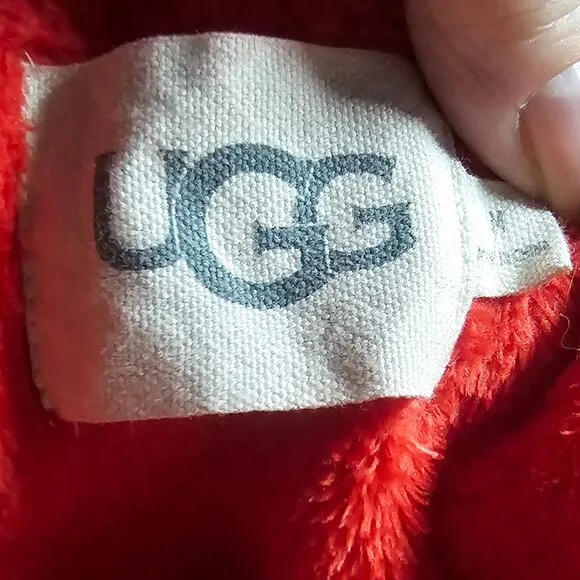 UGG Christmas Ribbon Red Miranda plush hooded robe with belt tie size M