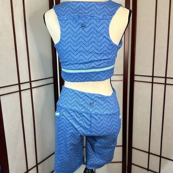 Vineyard Vines Performance 2pc workout outfit bra and shorts