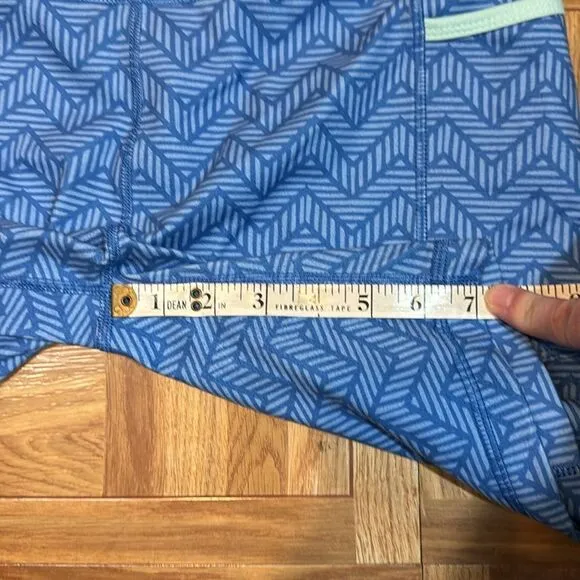Vineyard Vines Performance 2pc workout outfit bra and shorts