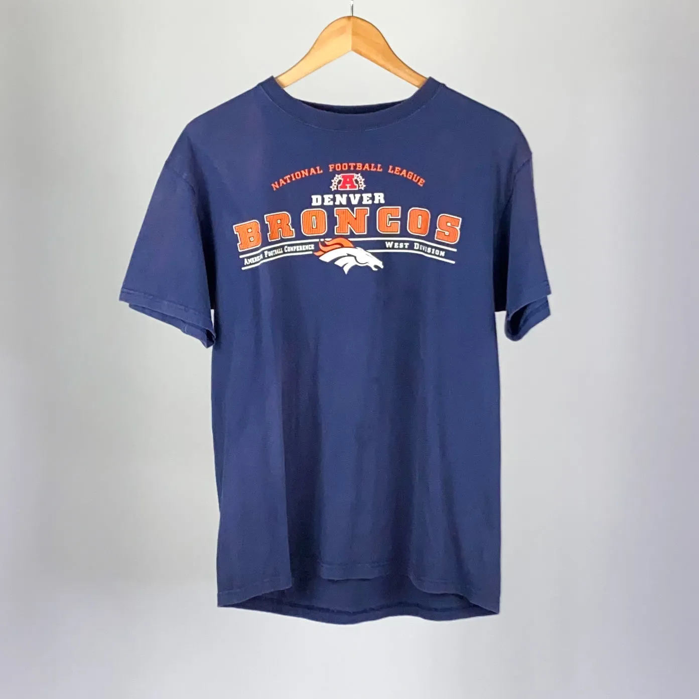 Vintage NFL Denver Broncos Tee - Medium
