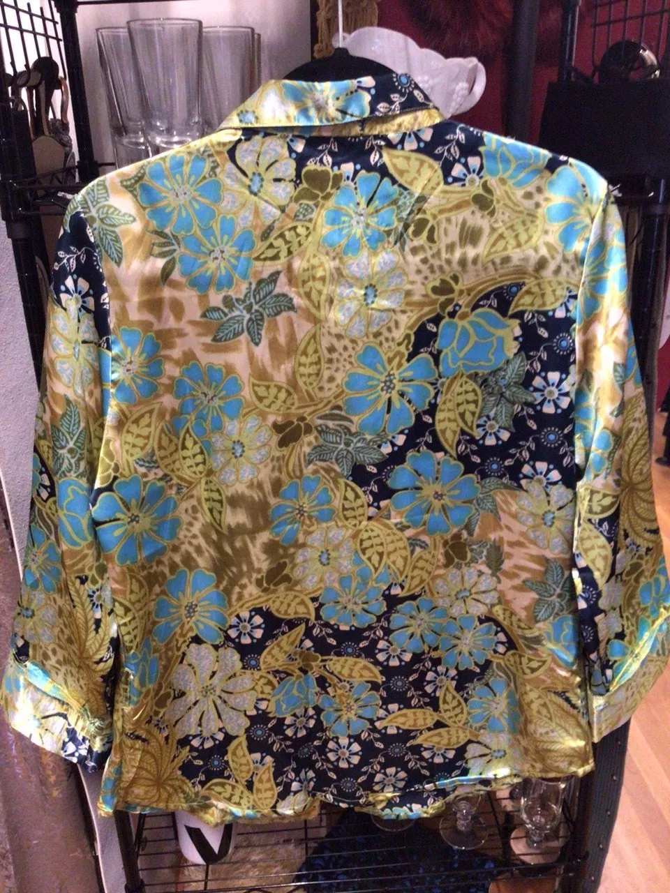 VINTAGE STYLE SATIN BLOUSE, size 12  #651